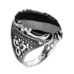 Fasetalı Siyah Zirkon Taş Kılıç Figürlü Gümüş Erkek Yüzük