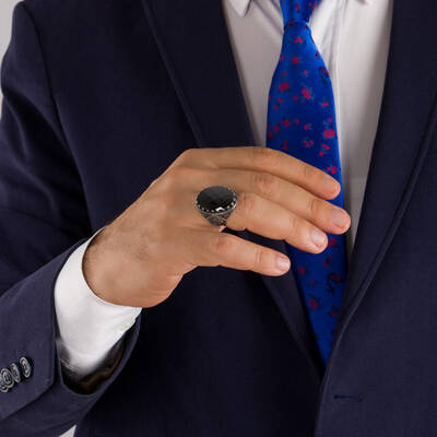 Yanları Elif-Vav Figürlü Siyah Zirkon Taşlı Gümüş Erkek Yüzük - 4