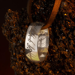 Anı Yüzük - Yüzüklerin Efendisi Güç Yüzükleri Kolyesi Gümüş Renk Deri İpli